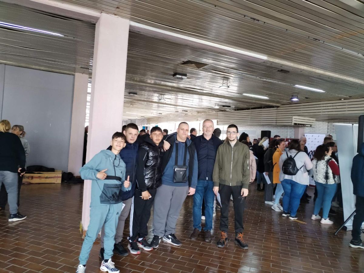 САЈАМ ЗАПОШЉАВАЊА